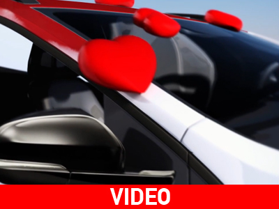 Volvo γεμάτο με… καρδούλες